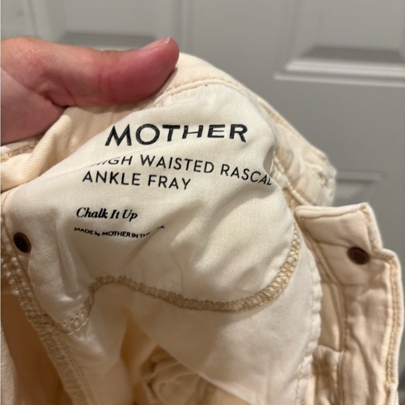 MOTHER
HIGH WAISTED RASCAL ANKLE - Picture 4 of 6